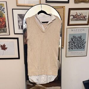 NAADAM Cream V-Neck Sweater Vest